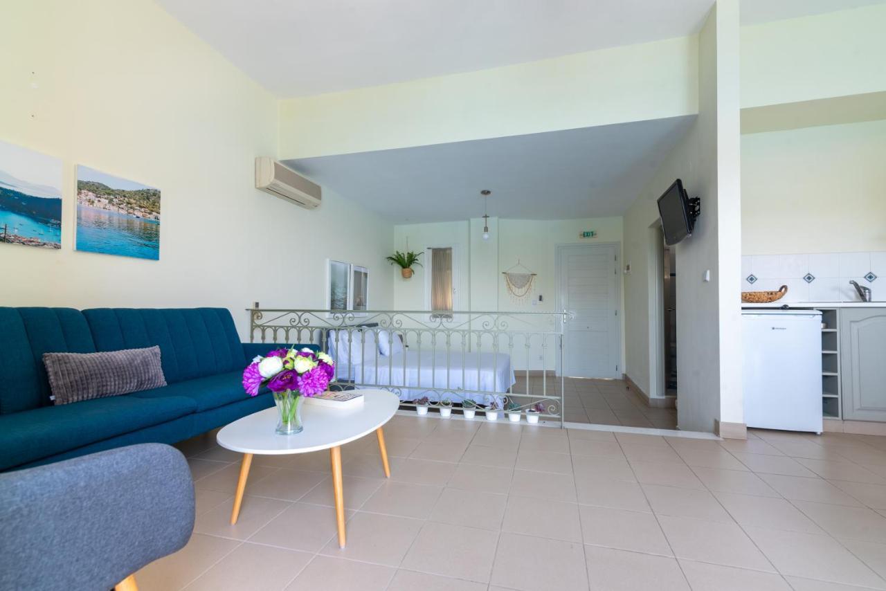 Otel Omirikon 2*